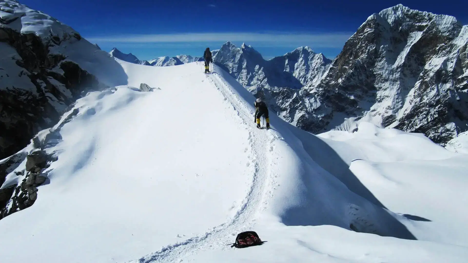 Lobuche East Peak Climbing