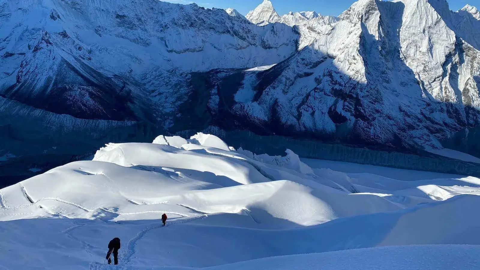 Island Peak